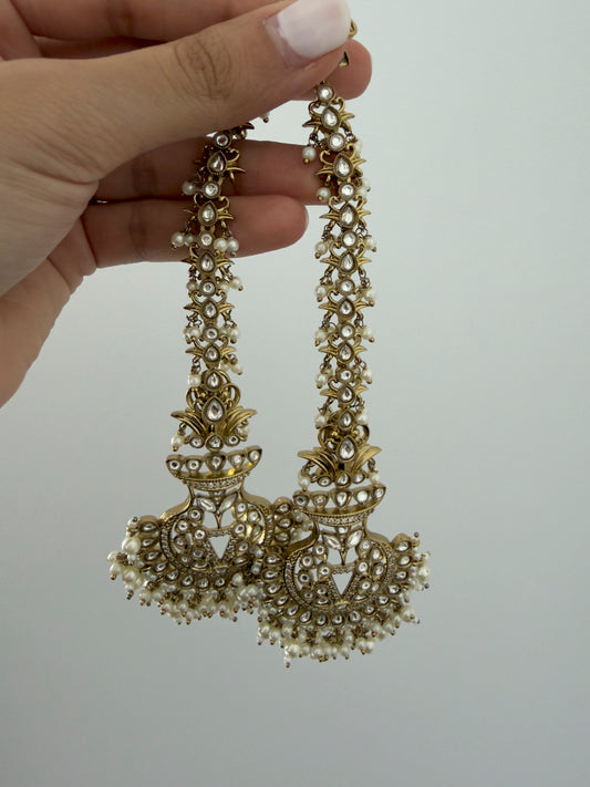 ZUNAIRA LONG EARRINGS