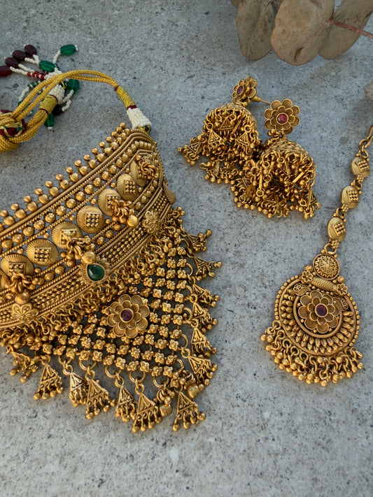 NAINA CHOKER SET