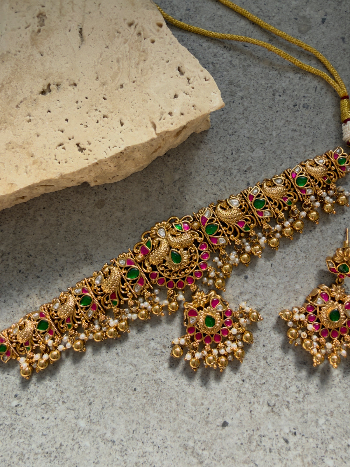 YELENA CHOKER SET