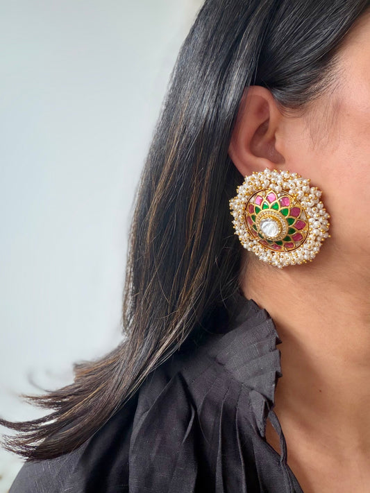 NAYRAA STUD EARRINGS