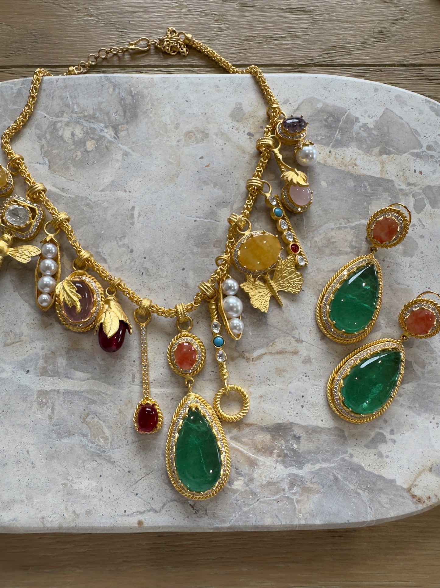 TIANA NECKLACE SET