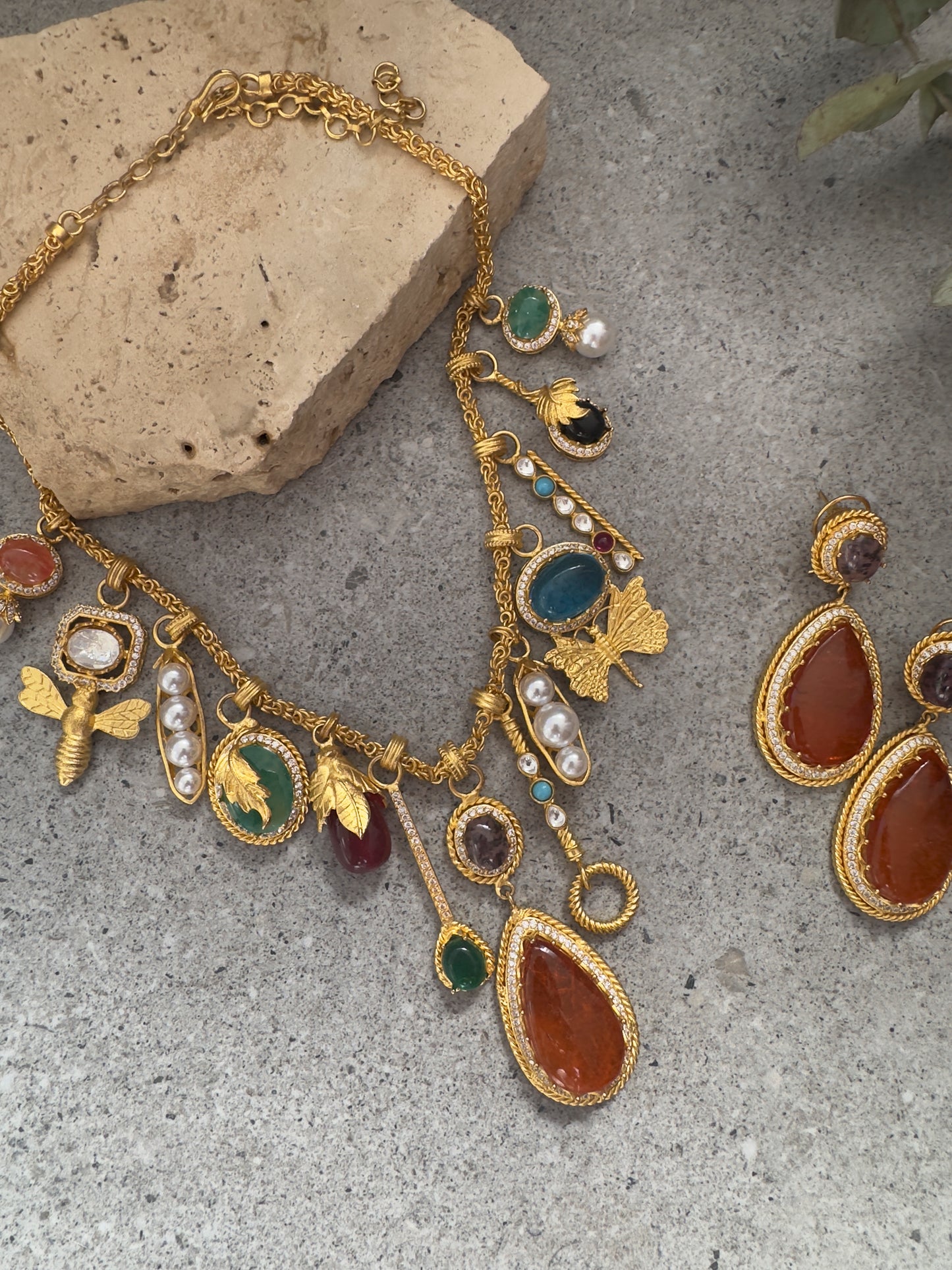 TIANA NECKLACE SET
