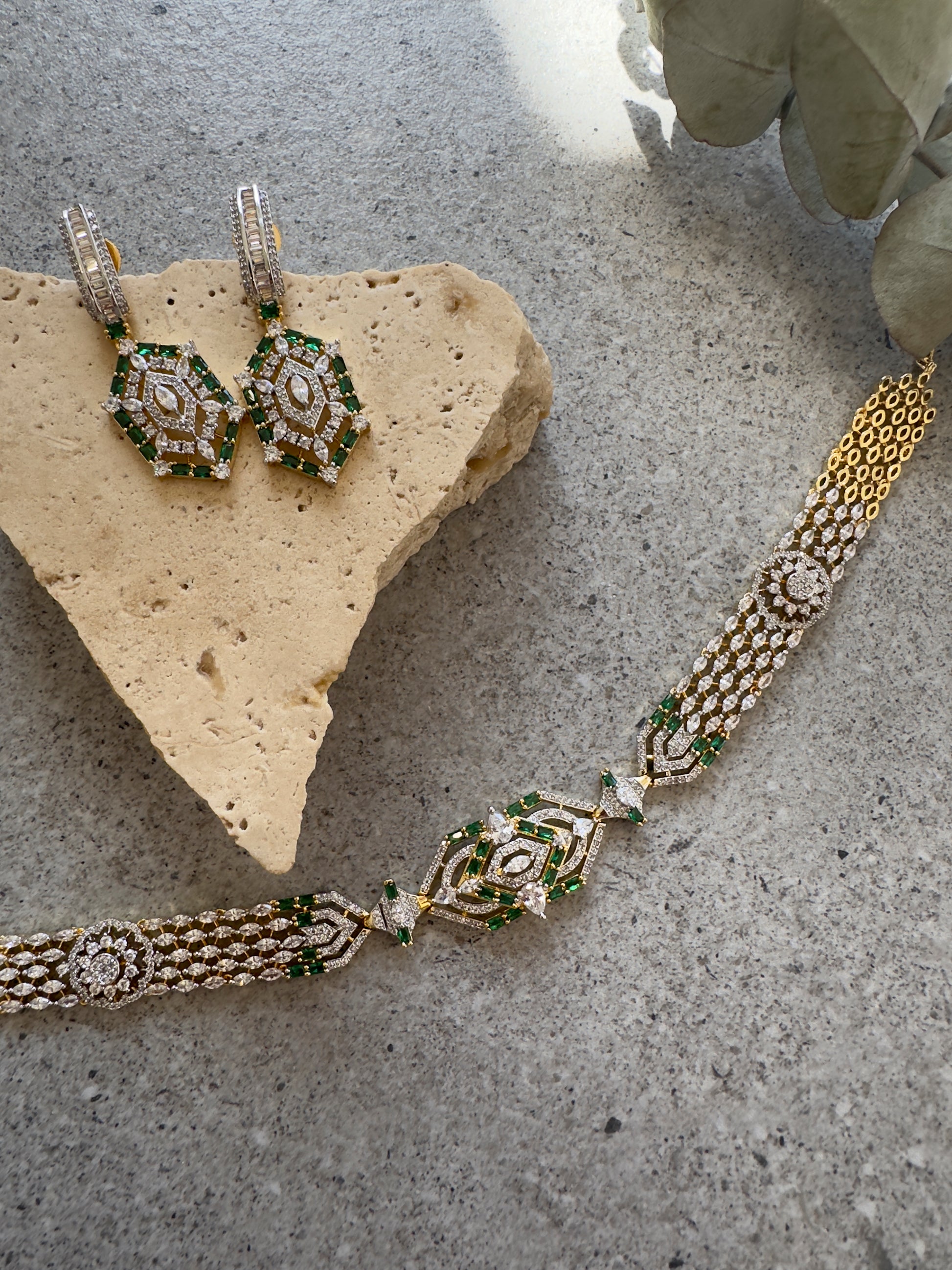 HALLE CHOKER SET - Premium Necklace from Chaand + Bali - Just $99! Shop now at Chaandbali