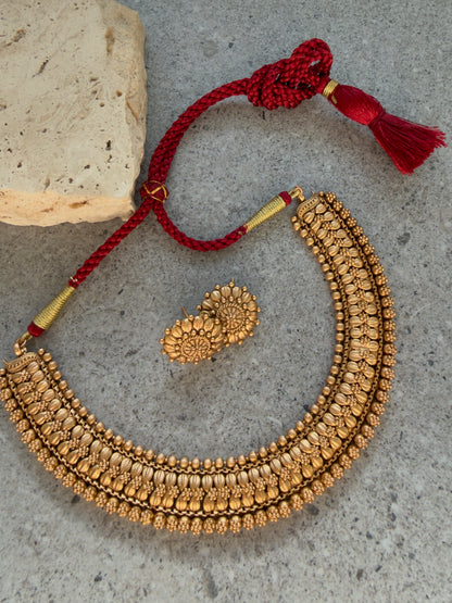 VAANI NECKLACE SET