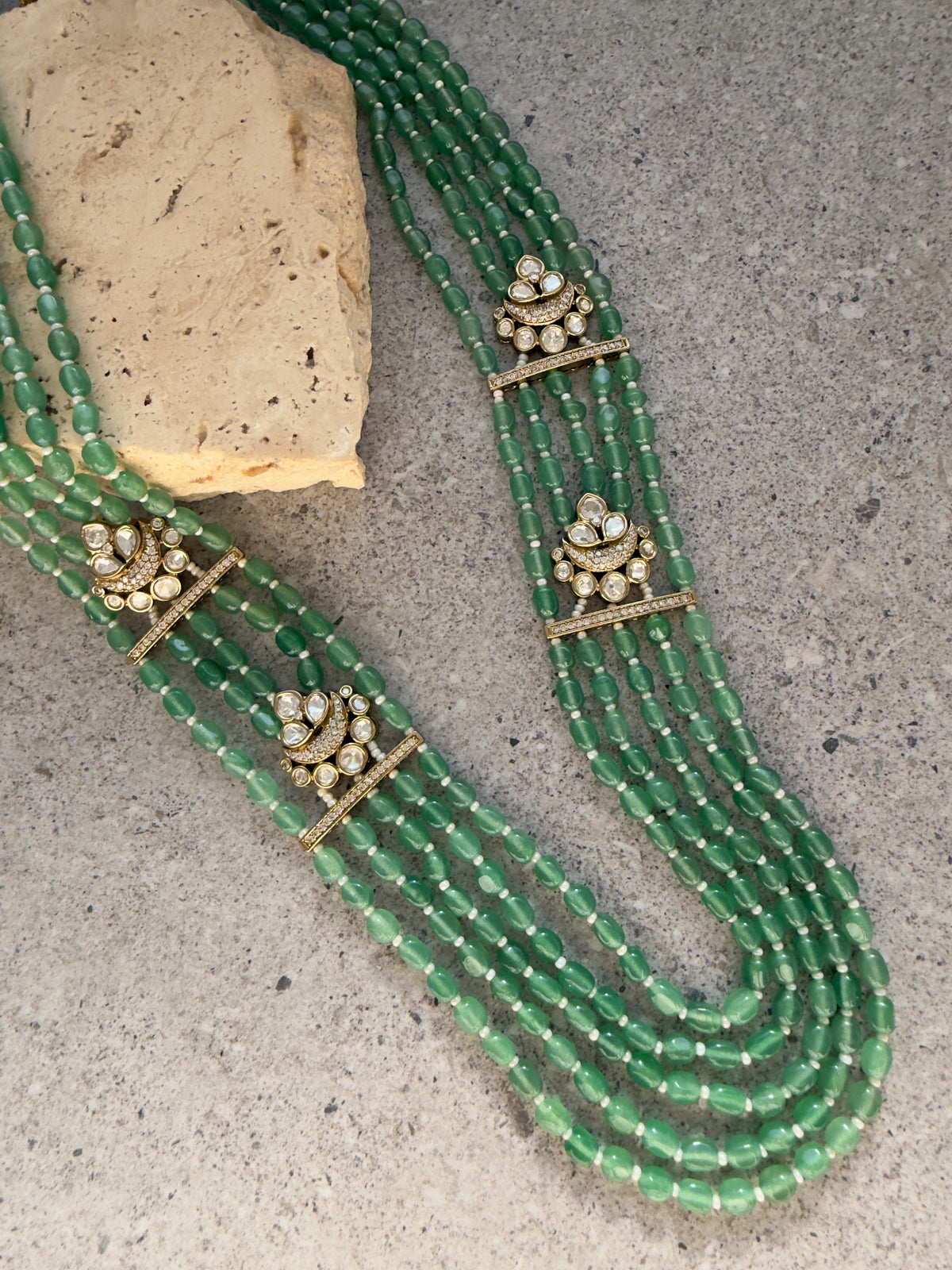 AMOLI LAYER NECKLACE