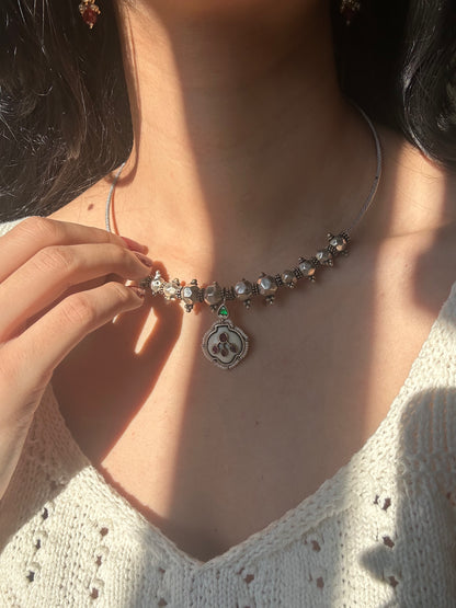 MEDHA NECKLACE SET