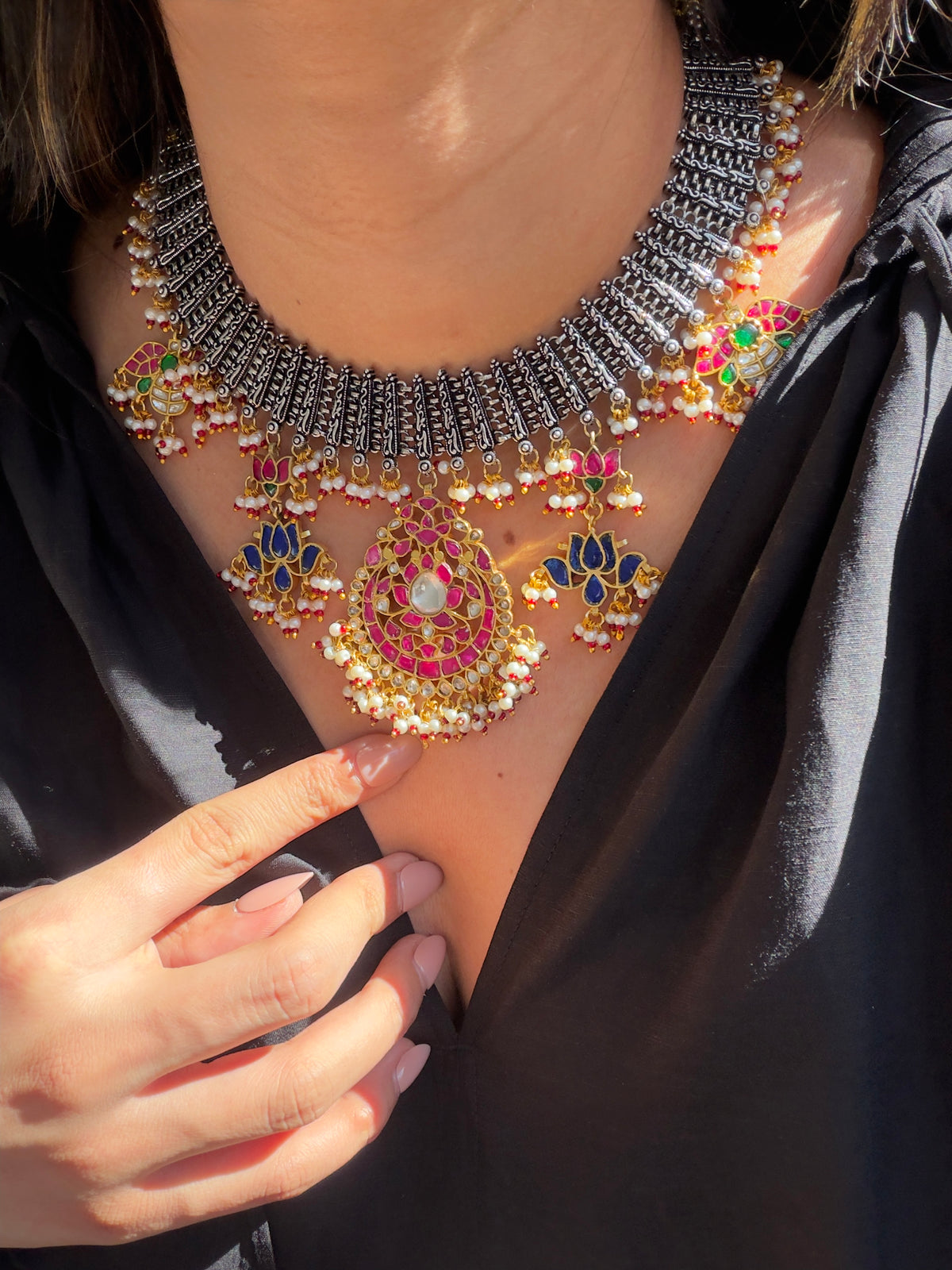 SAHAR NECKLACE SET