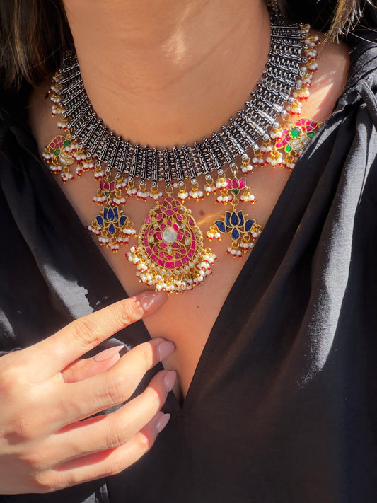 SAHAR NECKLACE SET