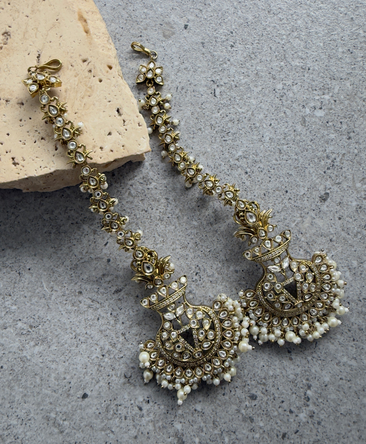 ZUNAIRA LONG EARRINGS