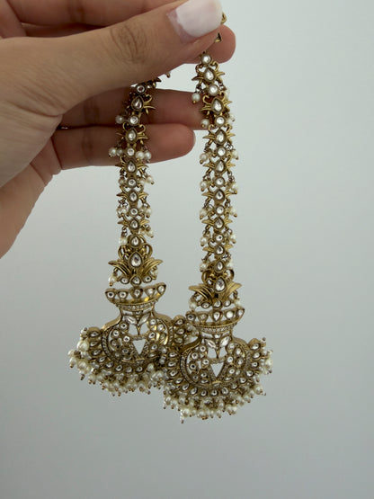 ZUNAIRA LONG EARRINGS