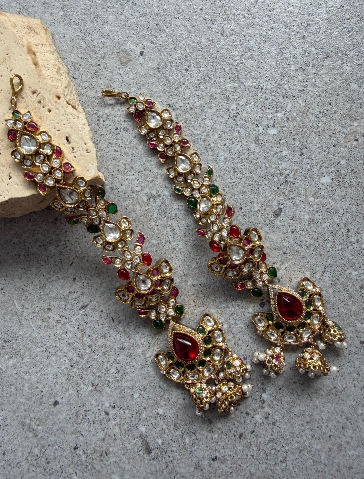 NIYARA EARRINGS