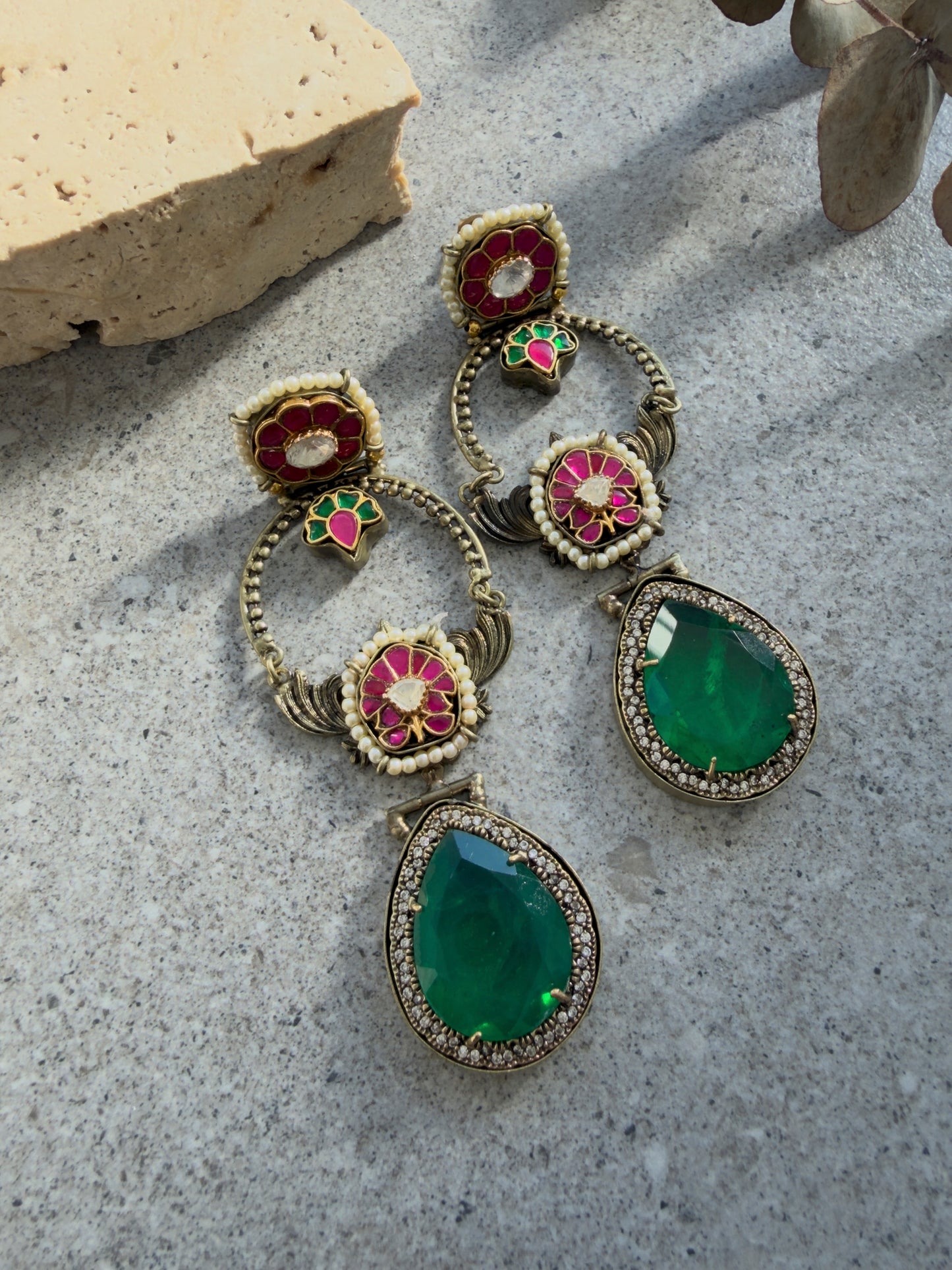 KATE EARRINGS