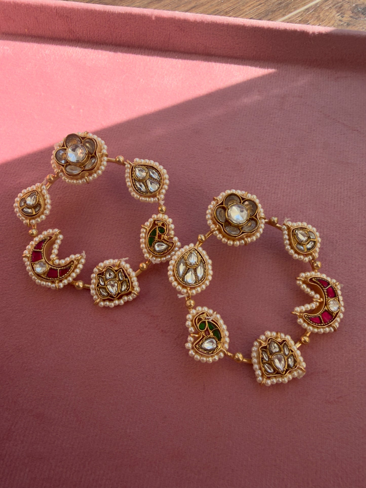 LIVIA BLOOM EARRINGS