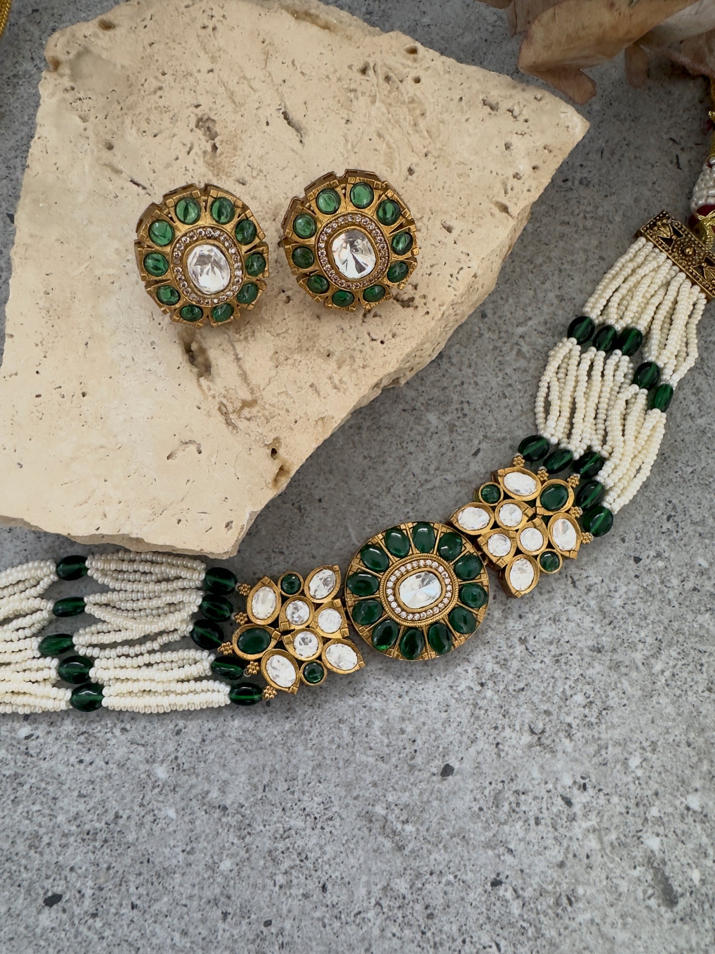 YASMIN CHOKER SET