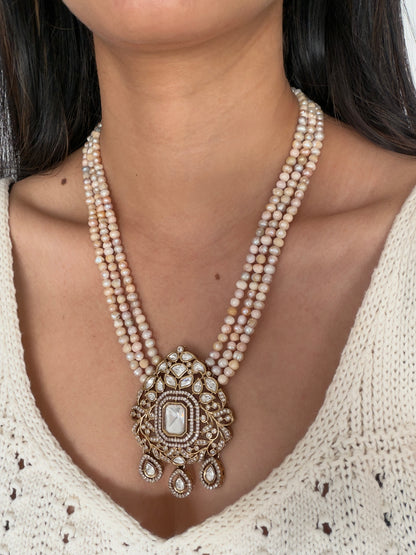 LUCIA LONG NECKLACE SET