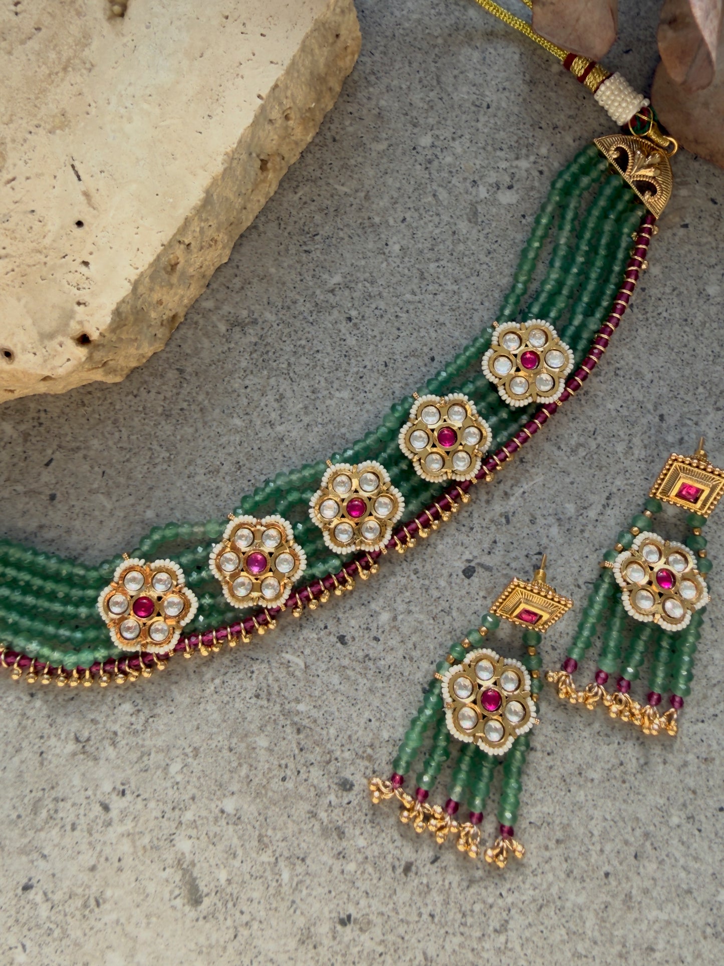 MAHIKA CHOKER SET