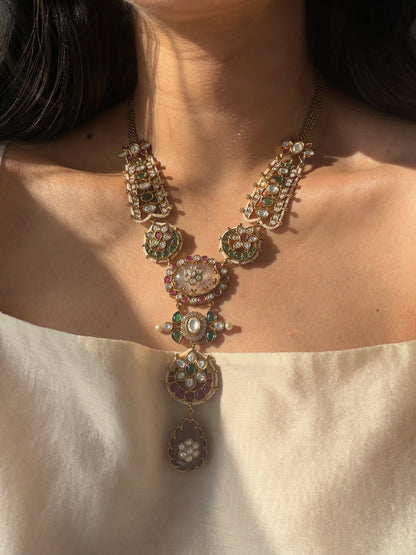 LIIZA NECKLACE SET