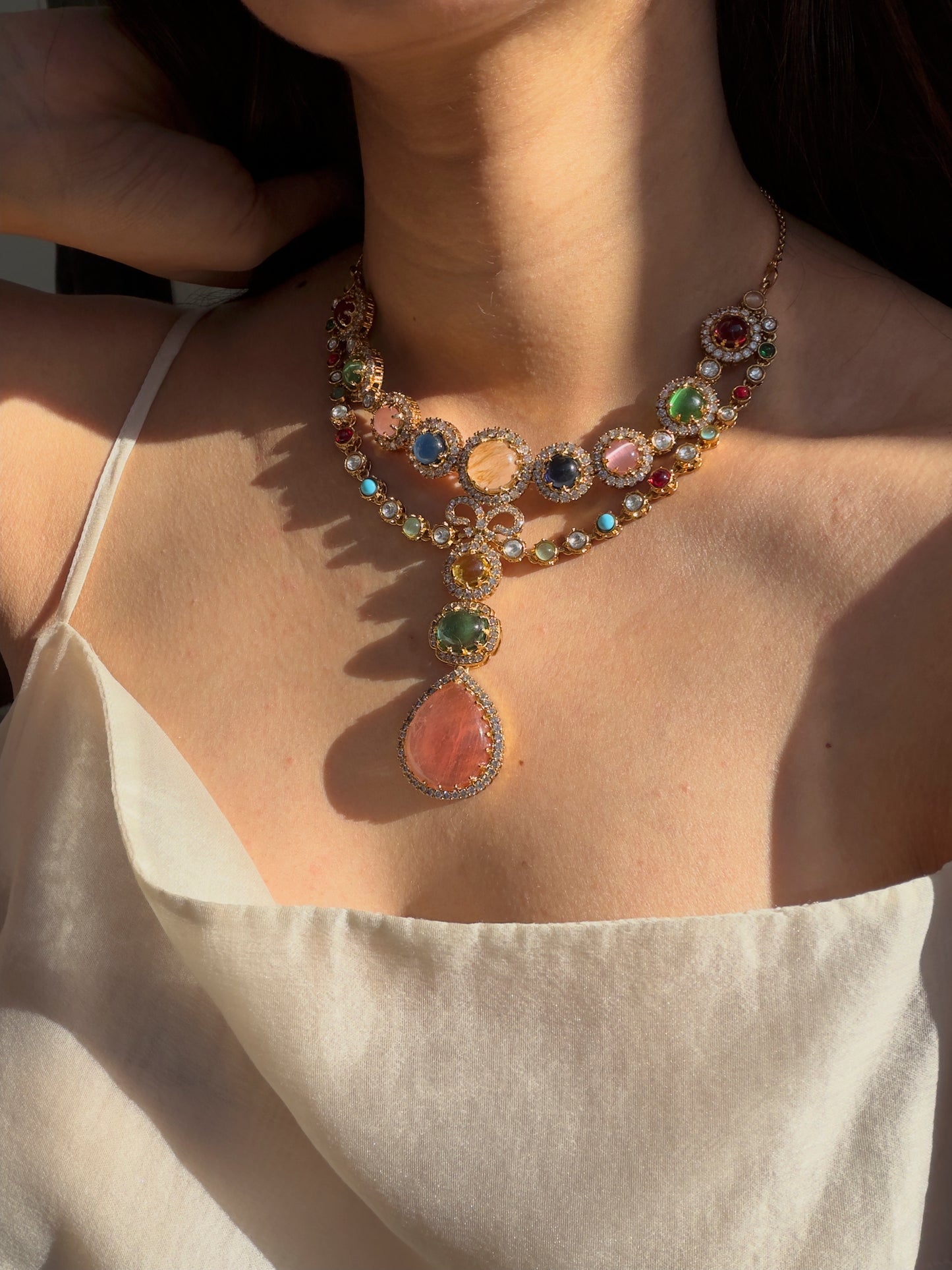 FAHIRA NECKLACE SET