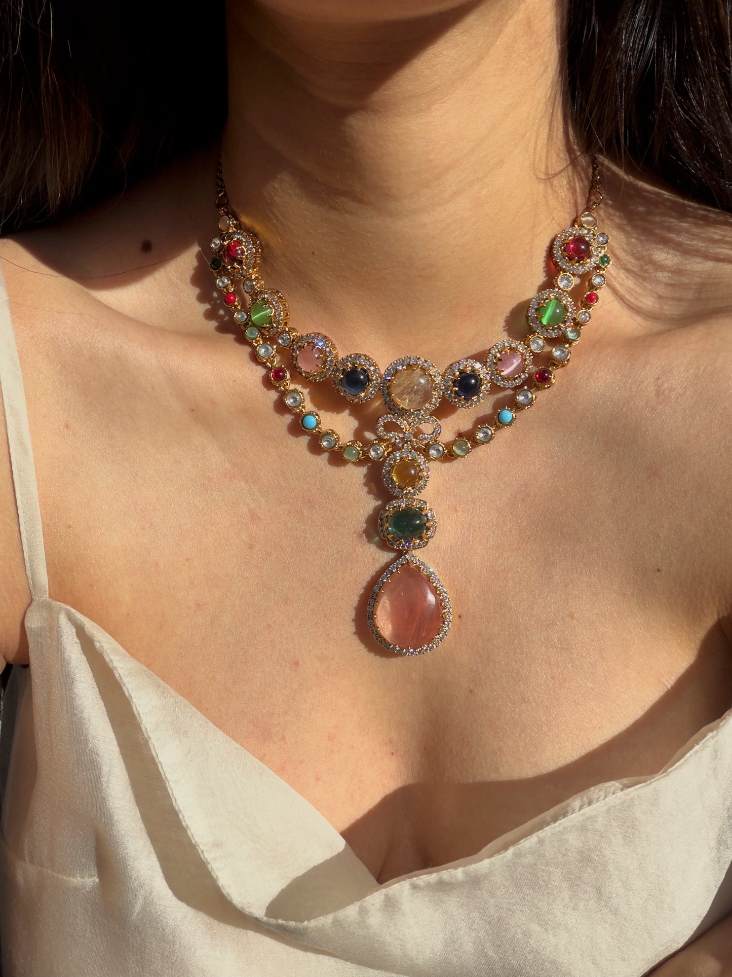 FAHIRA NECKLACE SET
