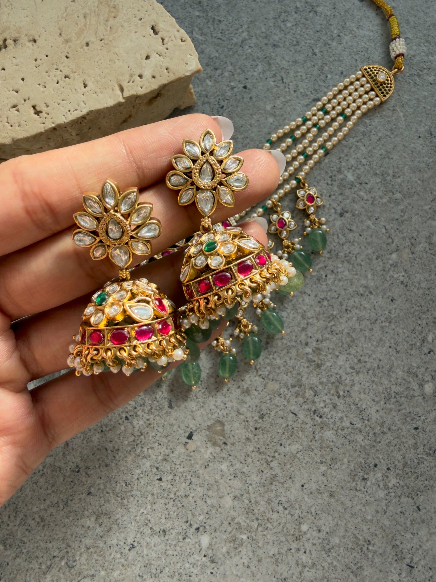 LEELA CHOKER SET