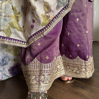 AMEYA SUIT SET