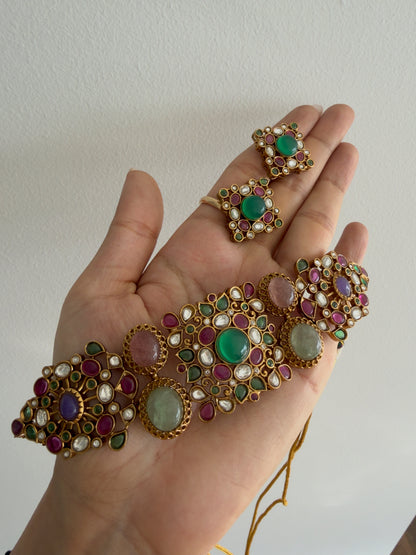 MAHNOOR CHOKER SET