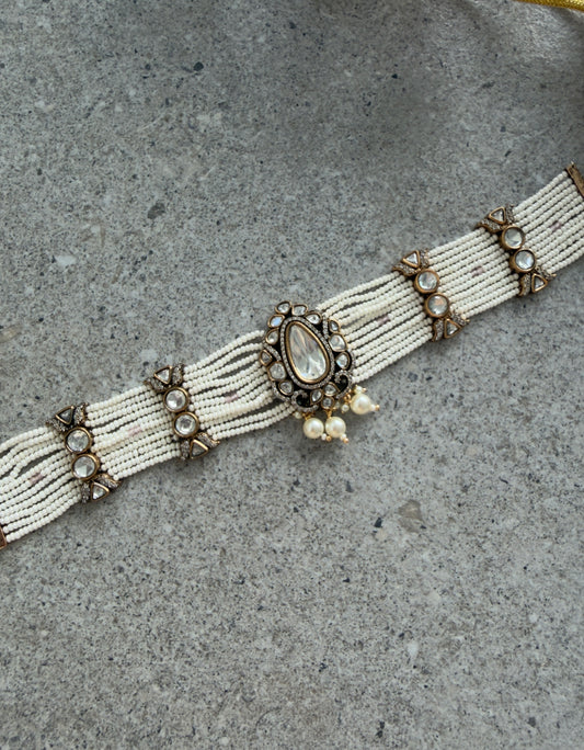 TIYA CHOKER SET