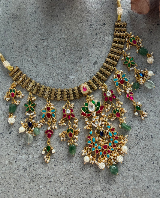 KORAA NECKLACE SET