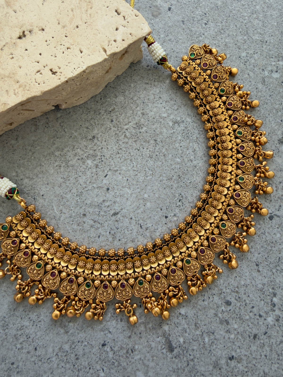 VEYA NECKLACE SET