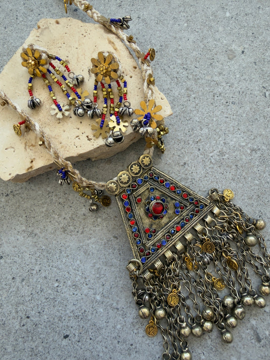 VANNYA NECKLACE SET WITH EARRINGS