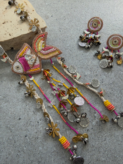 ZELIE NECKLACE WITH EARRINGS