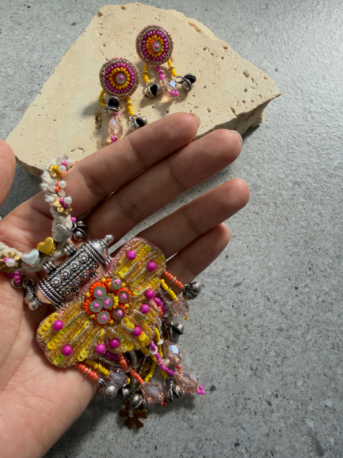 AAMIRA NECKLACE SET WITH EARRINGS