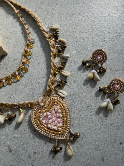 PRETTY LITTLE HEART NECKLACE WITH EARRINGS