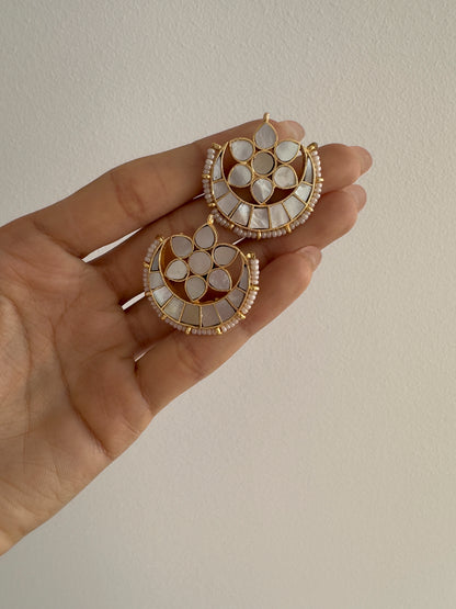 AINSLEY STUD EARRINGS