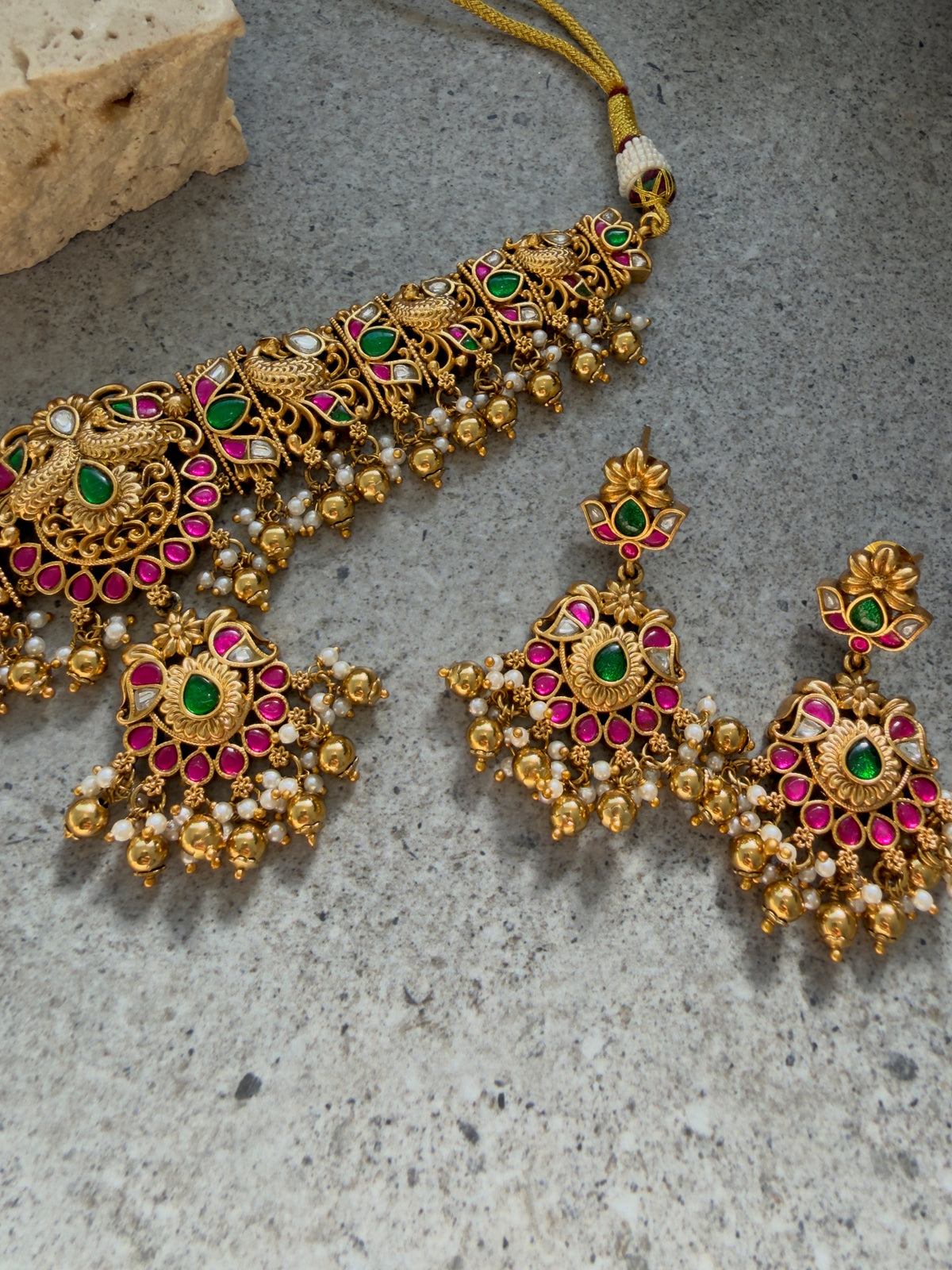 YELENA CHOKER SET