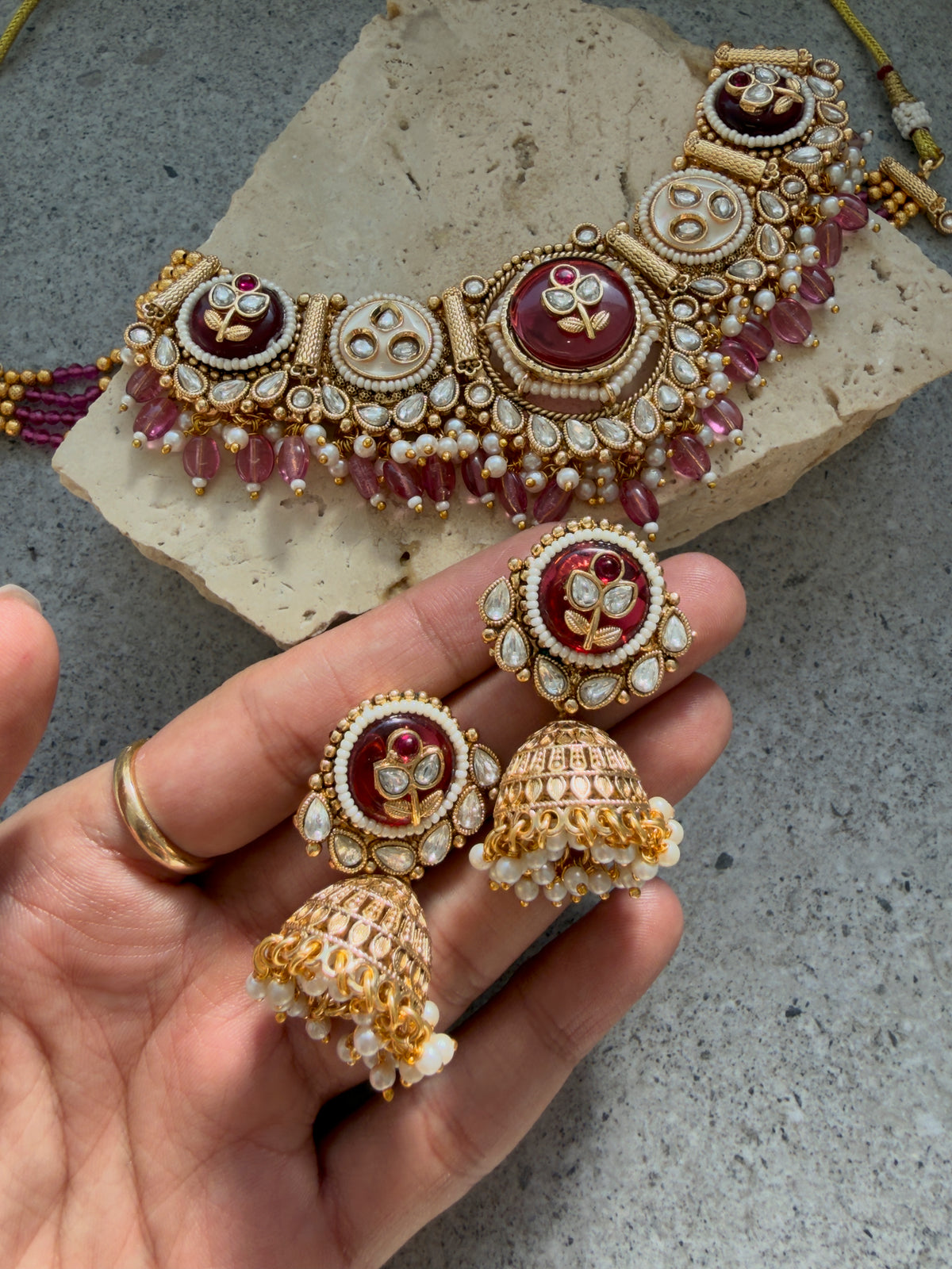 LAVYA NECKLACE SET