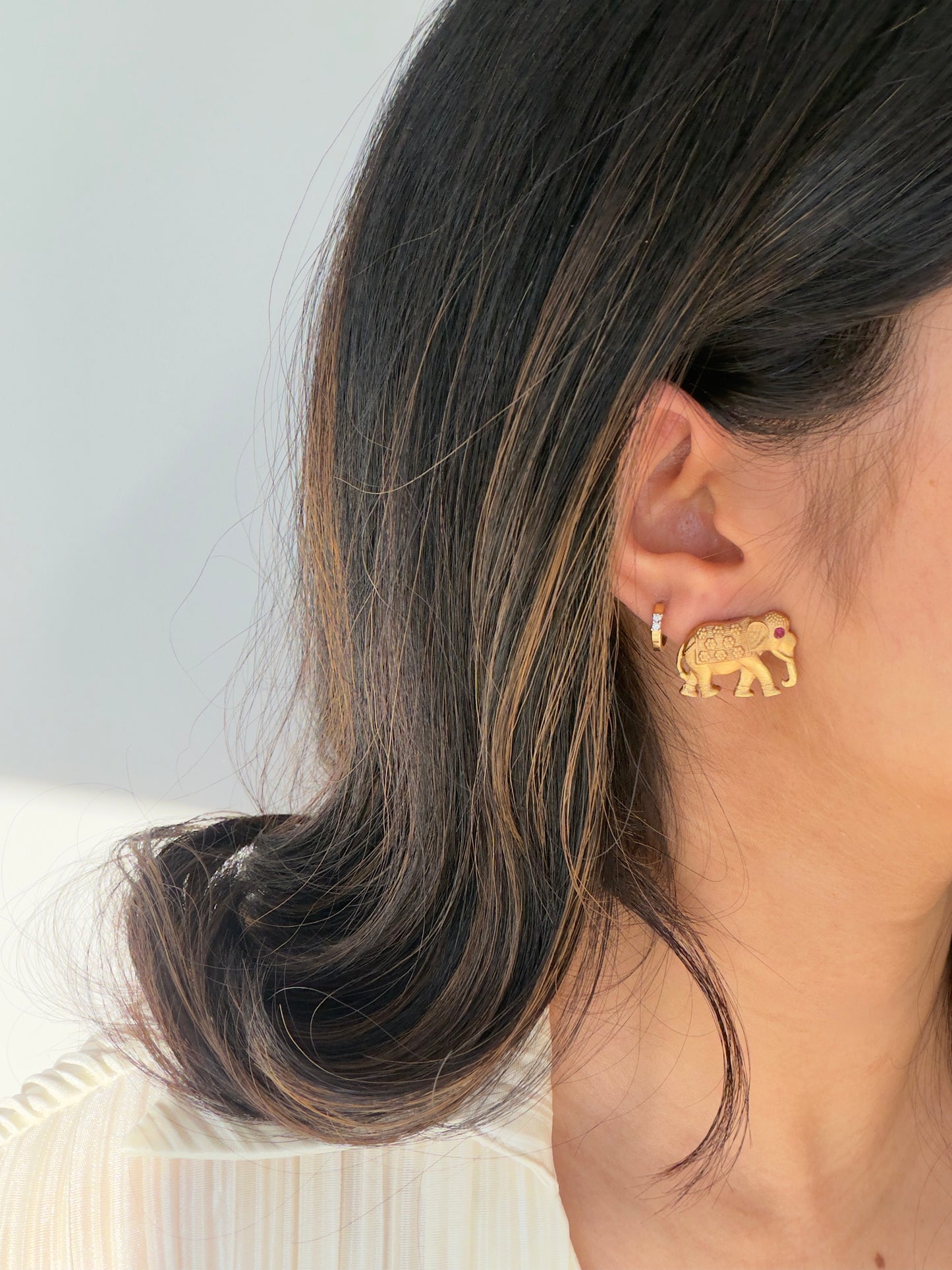 MINI ELLIE STUDS