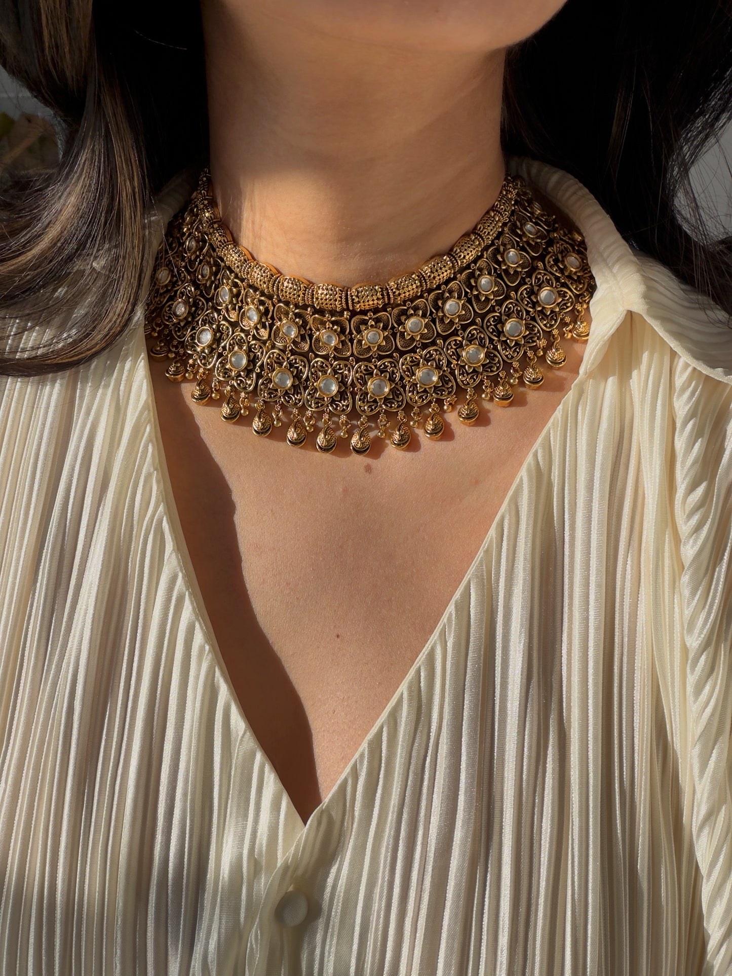 SANA NECKLACE SET WITH TIKKA