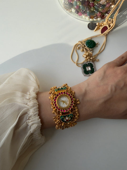LILA BRACELET WATCH