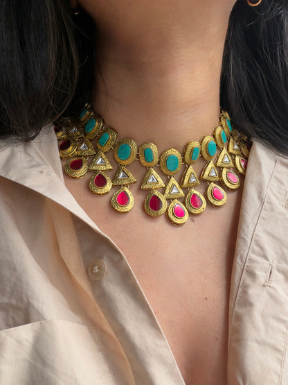 TRISHAA NECKLACE SET