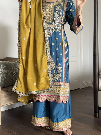 LEILA SUIT