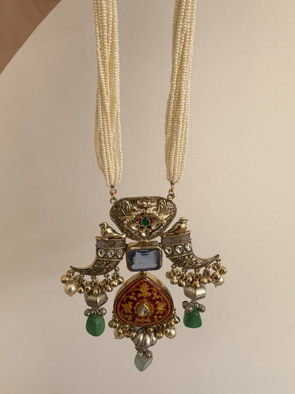 VANNYA NECKLACE