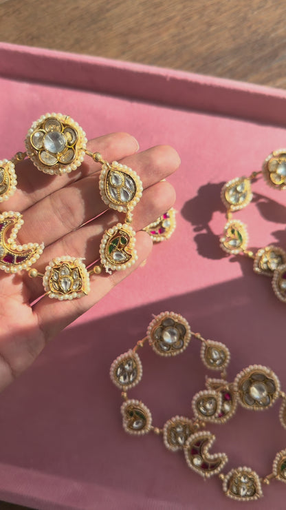 LIVIA BLOOM EARRINGS
