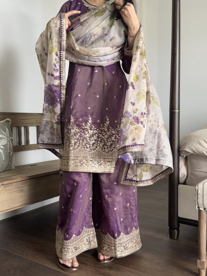 AMEYA SUIT SET